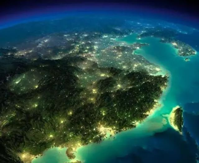 中國城市夜景衛星圖，你的城市多發達？世界各國燈光地圖，你的國家多繁華！